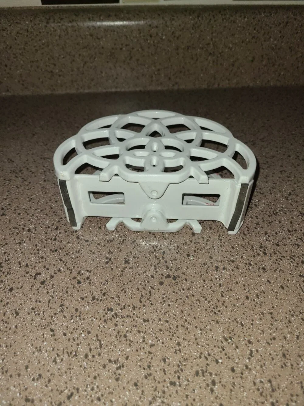 VTG Cast Iron Heavy Napkin or Letter Openwork Holder Celtic /Tree Of Life White